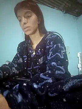 Snapshot of Ariell_Kieran chatting on May 5, 2:58 am Ariell Kieran online show from May 5, 2:58 am