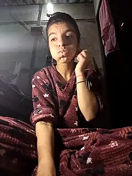 Snapshot of Ariell_Kieran chatting on February 24, 5:20 pm Ariell Kieran online show from February 24, 5:20 pm