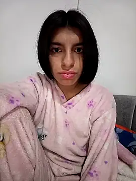 Snapshot of Ariell_Kieran chatting on March 23, 1:53 am Ariell Kieran online show from March 23, 1:53 am