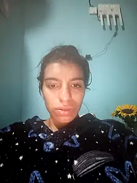 Ariell Kieran online show from April 11, 12:51 am