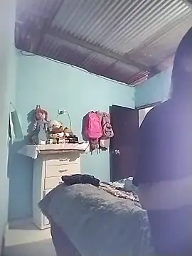 Ariell Kieran online show from April 12, 10:13 pm