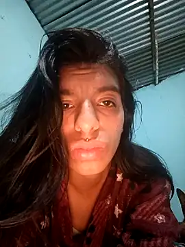 Snapshot of Ariell_Kieran chatting on February 6, 8:32 am Ariell Kieran online show from February 6, 8:32 am