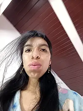 Snapshot of Ariell_Kieran chatting on March 14, 5:24 pm Ariell Kieran online show from March 14, 5:24 pm