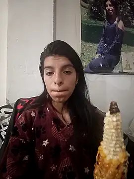 Snapshot of Ariell_Kieran chatting on September 27, 9:43 pm Ariell Kieran online show from September 27, 9:43 pm