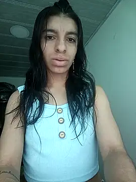 Snapshot of Ariell_Kieran chatting on January 31, 10:41 pm Ariell Kieran online show from January 31, 10:41 pm