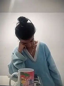 Ariell Kieran online show from March 23, 12:11 am