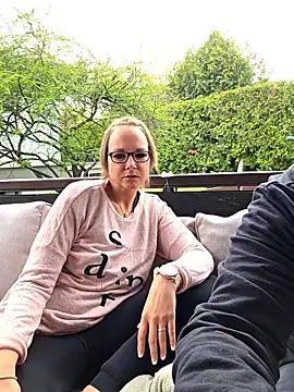 Fuxy-love69 online show from April 12, 1:47 pm