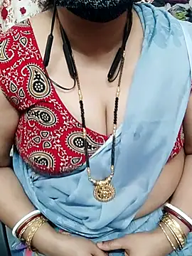 Snapshot of o-radha chatting on February 19, 1:18 am o-radha online show from February 19, 1:18 am