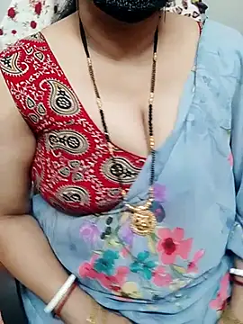 Snapshot of o-radha chatting on February 18, 6:58 pm o-radha online show from February 18, 6:58 pm