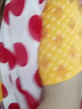 Snapshot of o-radha chatting on February 15, 4:34 pm o-radha online show from February 15, 4:34 pm