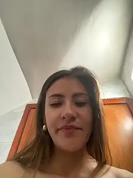 Snapshot of Andrea18_blonde chatting on February 28, 8:07 pm Andrea18 blonde online show from February 28, 8:07 pm