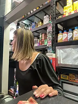 Andrea18 blonde online show from January 6, 3:49 pm