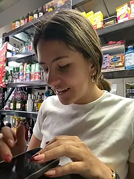 Andrea18 blonde online show from March 9, 4:43 pm