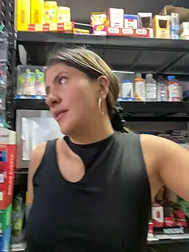 Andrea18 blonde online show from April 14, 8:36 pm