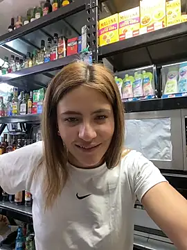 Andrea18 blonde online show from July 14, 7:42 pm