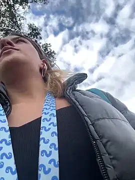 Andrea18 blonde online show from February 2, 1:32 pm