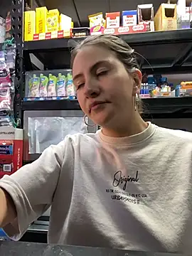 Andrea18 blonde online show from March 20, 9:05 pm