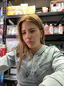 Andrea18 blonde online show from June 21, 3:29 pm