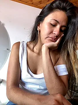 Andrea18 blonde online show from October 21, 3:44 pm