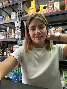 Andrea18 blonde online show from January 17, 3:48 pm