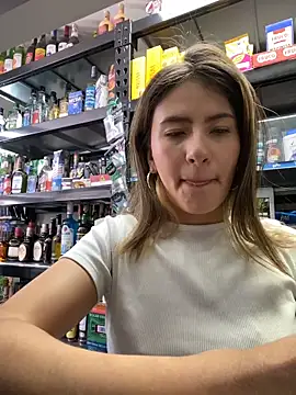 Andrea18 blonde online show from April 22, 3:41 pm