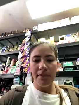 Andrea18 blonde online show from October 24, 2:05 pm