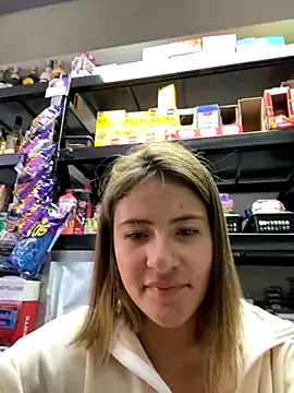 Andrea18 blonde online show from November 14, 3:05 pm