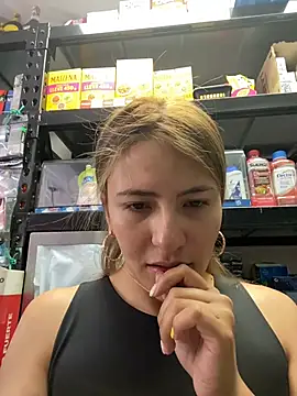 Andrea18 blonde online show from June 9, 3:46 pm