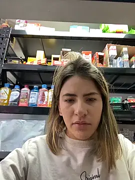 Andrea18 blonde online show from February 20, 5:15 pm