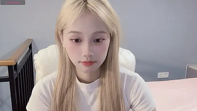 xunian71O online show from October 14, 9:58 pm