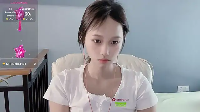 xunian71O online show from March 13, 2:16 am