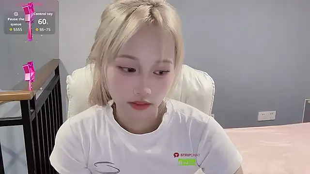 xunian71O online show from September 30, 9:10 pm