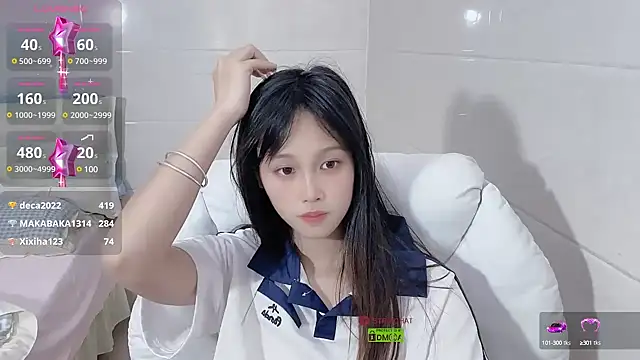 xunian71O online show from March 13, 12:37 am