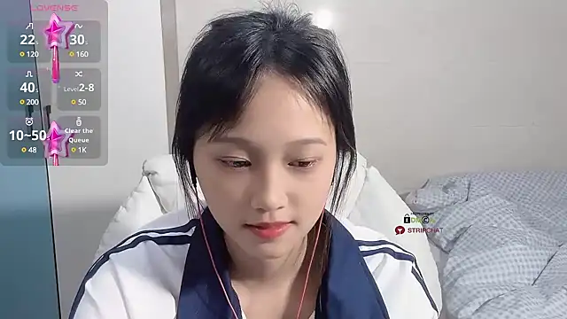 xunian71O online show from February 21, 12:49 am