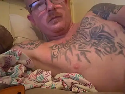 Snapshot of ClimbedCaelum chatting on November 21, 12:59 pm ClimbedCaelum online show from November 21, 12:59 pm