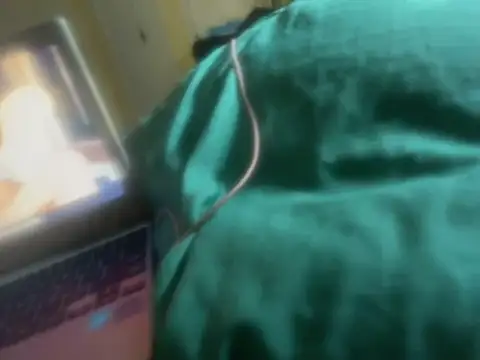 Snapshot of ClimbedCaelum chatting on October 16, 9:56 pm ClimbedCaelum online show from October 16, 9:56 pm