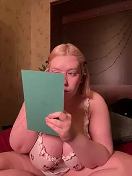 Viesicaa online show from February 24, 4:02 am