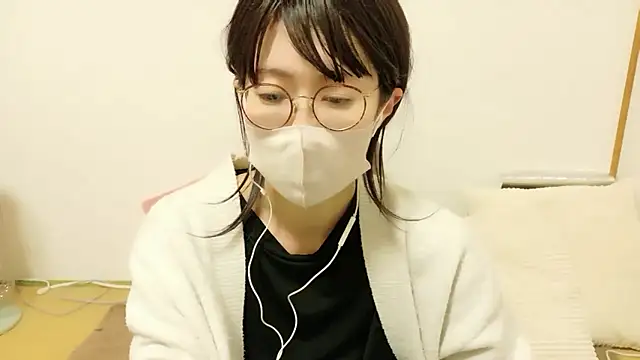 Snapshot of RIO_o0 chatting on April 22, 1:40 pm RIO o0 online show from April 22, 1:40 pm
