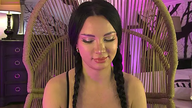 Amber Luna online show from March 16, 9:27 am