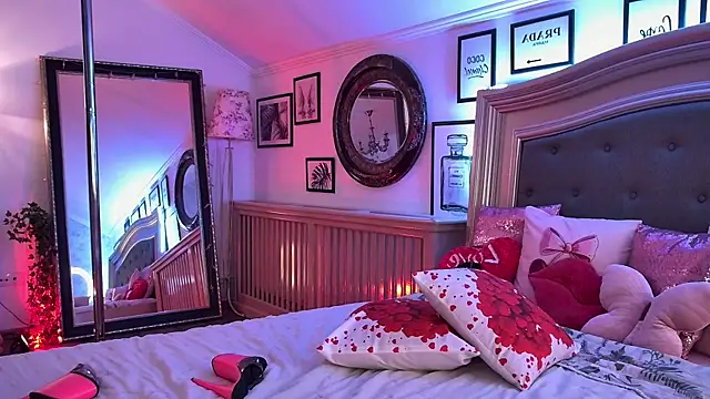 Amber Luna online show from June 23, 3:32 pm