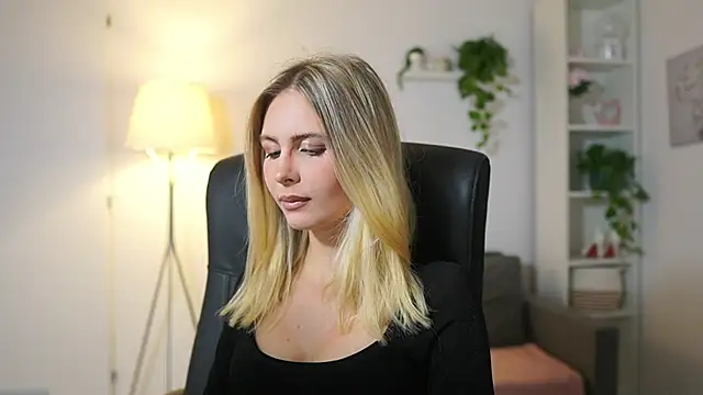 catecrago  online show from November 5, 9:01 am