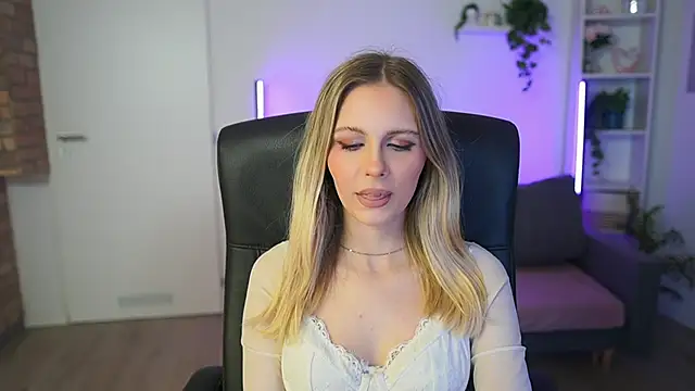 catecrago  online show from February 25, 8:58 am