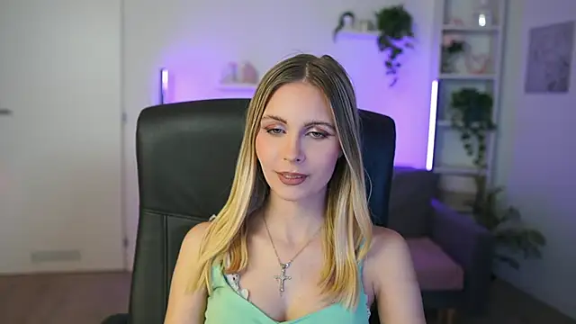 catecrago  online show from February 9, 2:04 pm