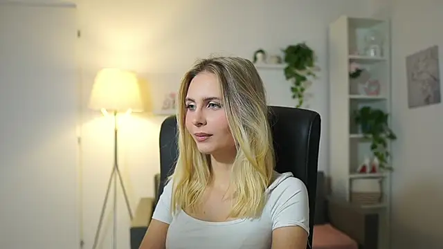 catecrago  online show from November 6, 9:02 am