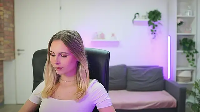 catecrago  online show from January 15, 1:58 pm