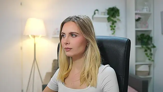 catecrago  online show from November 28, 8:58 am