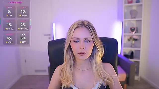 catecrago  online show from March 19, 8:58 am