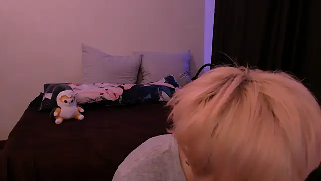 rennnuts online show from March 27, 6:09 pm