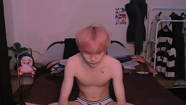 rennnuts online show from April 7, 7:15 pm