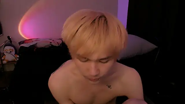 rennnuts online show from March 28, 6:42 pm